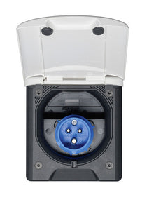 Захранващ конектор